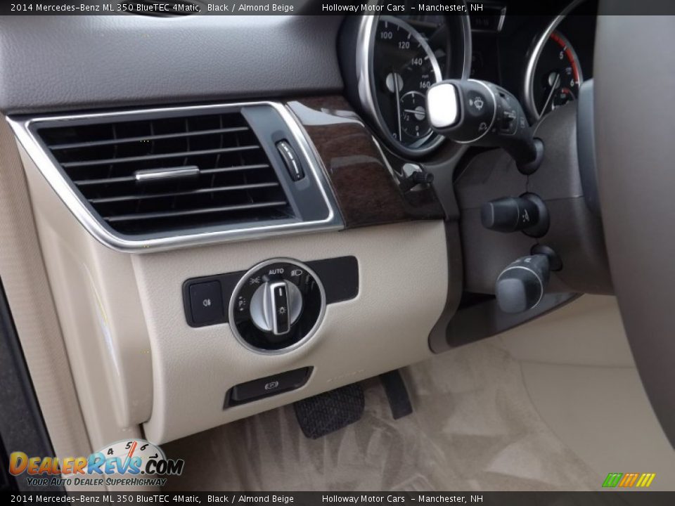 2014 Mercedes-Benz ML 350 BlueTEC 4Matic Black / Almond Beige Photo #21