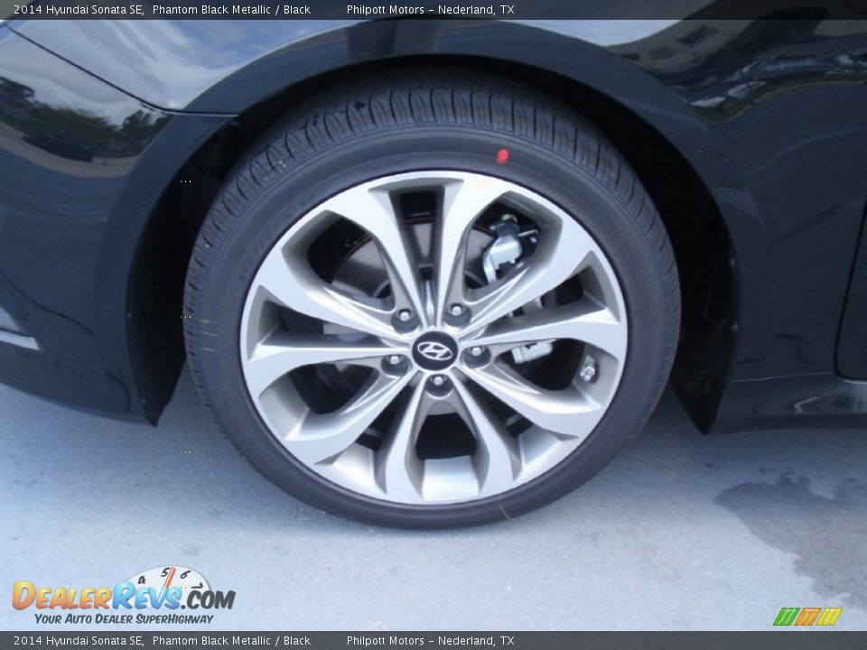 2014 Hyundai Sonata SE Phantom Black Metallic / Black Photo #12