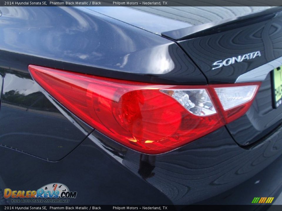 2014 Hyundai Sonata SE Phantom Black Metallic / Black Photo #13