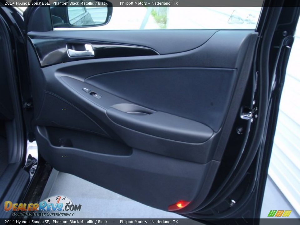 2014 Hyundai Sonata SE Phantom Black Metallic / Black Photo #16
