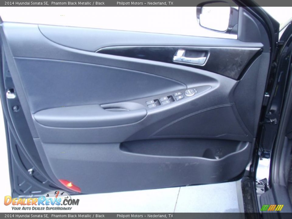 2014 Hyundai Sonata SE Phantom Black Metallic / Black Photo #22