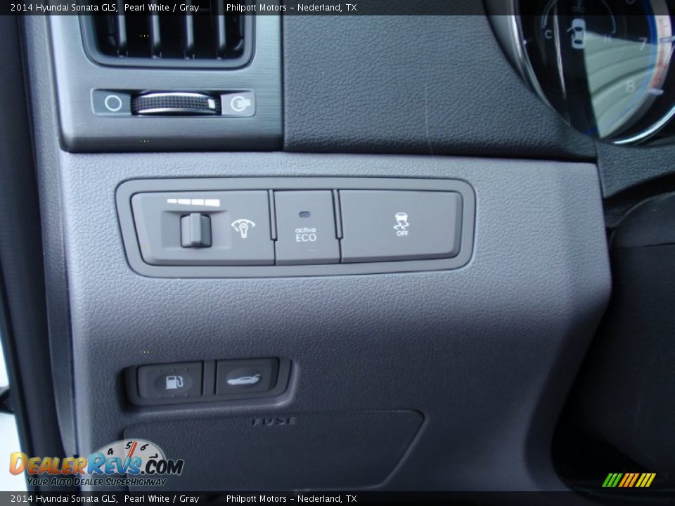 2014 Hyundai Sonata GLS Pearl White / Gray Photo #31