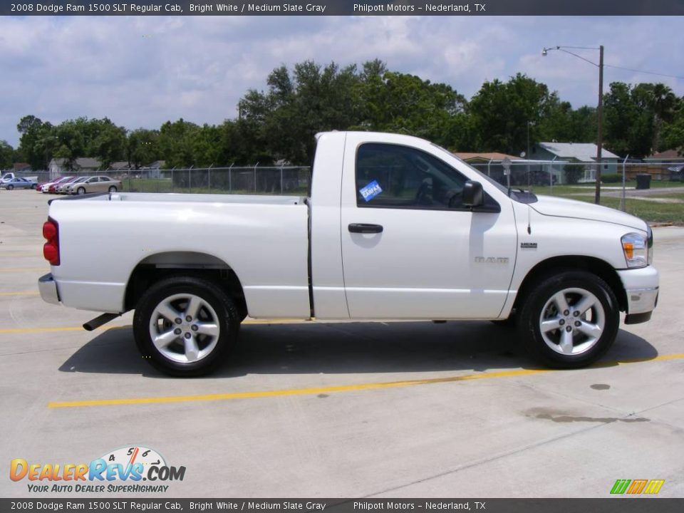 2008 Dodge Ram 1500 SLT Regular Cab Bright White / Medium Slate Gray Photo #2