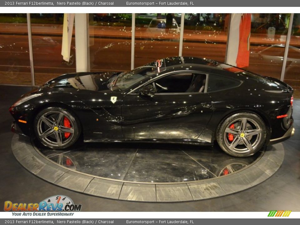 Nero Pastello (Black) 2013 Ferrari F12berlinetta  Photo #16