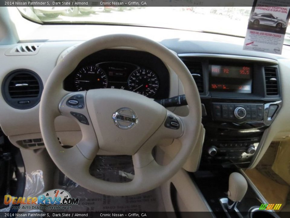 2014 Nissan Pathfinder S Dark Slate / Almond Photo #11