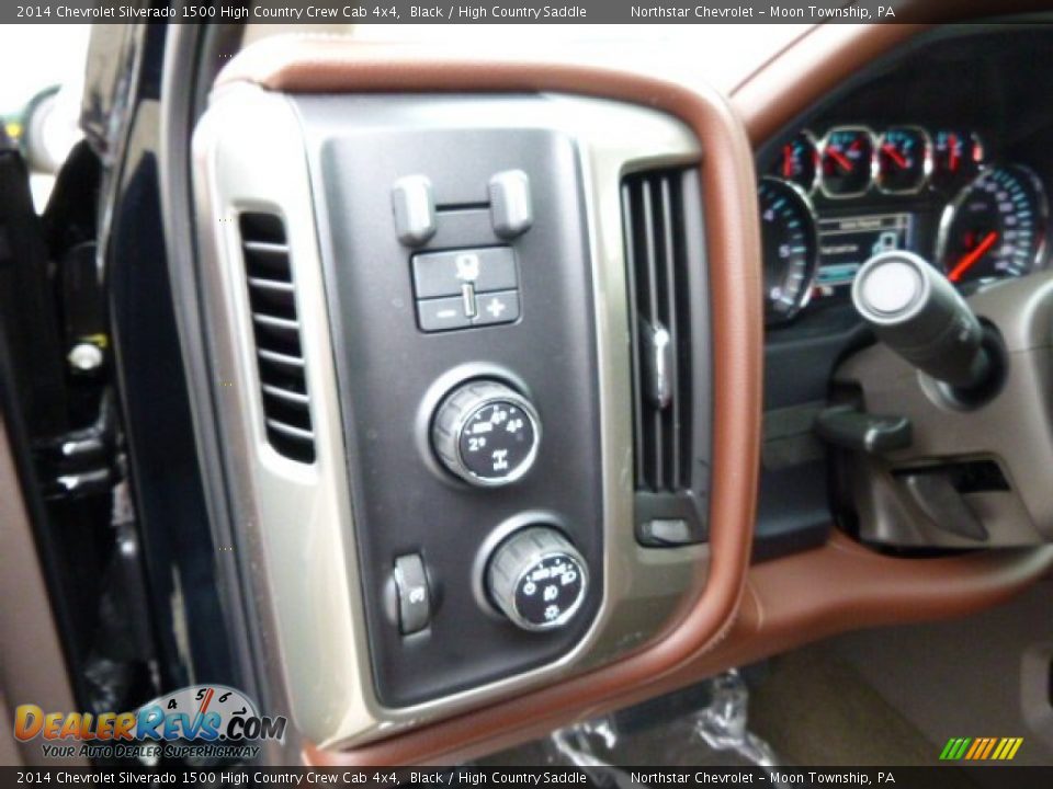 Controls of 2014 Chevrolet Silverado 1500 High Country Crew Cab 4x4 Photo #15