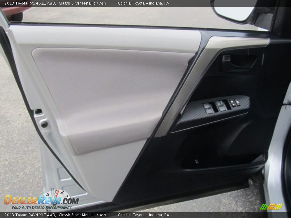 2013 Toyota RAV4 XLE AWD Classic Silver Metallic / Ash Photo #11