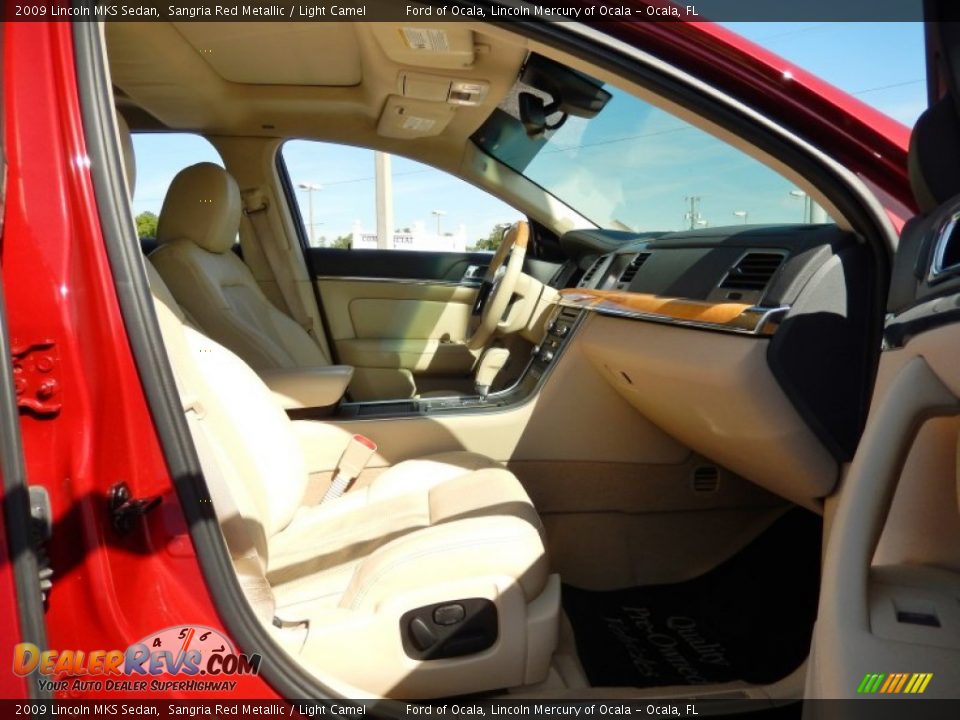 2009 Lincoln MKS Sedan Sangria Red Metallic / Light Camel Photo #17