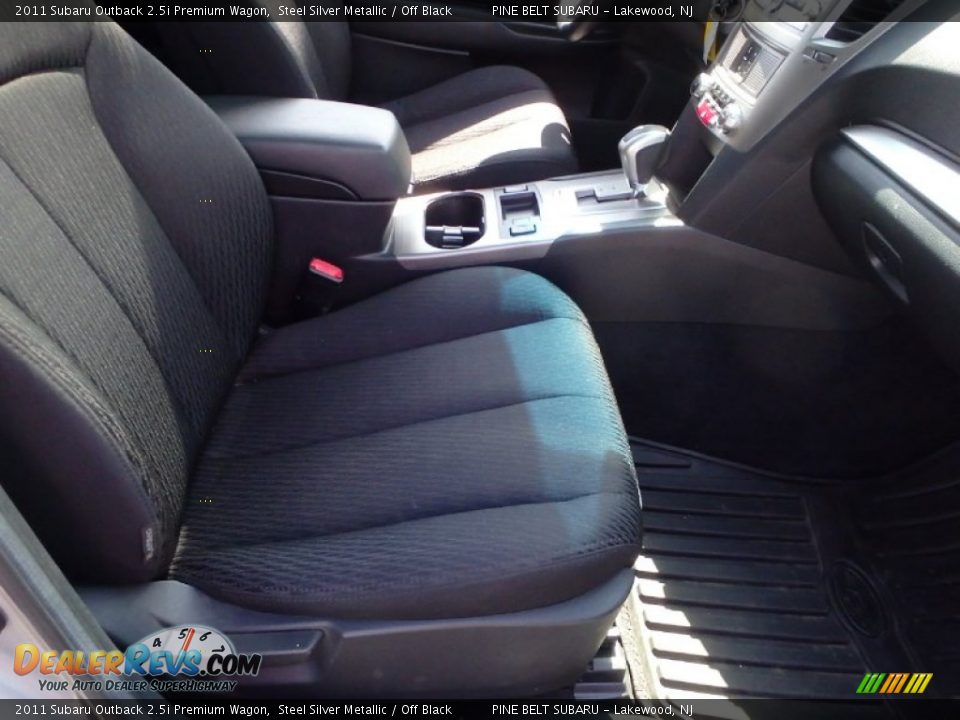 2011 Subaru Outback 2.5i Premium Wagon Steel Silver Metallic / Off Black Photo #11