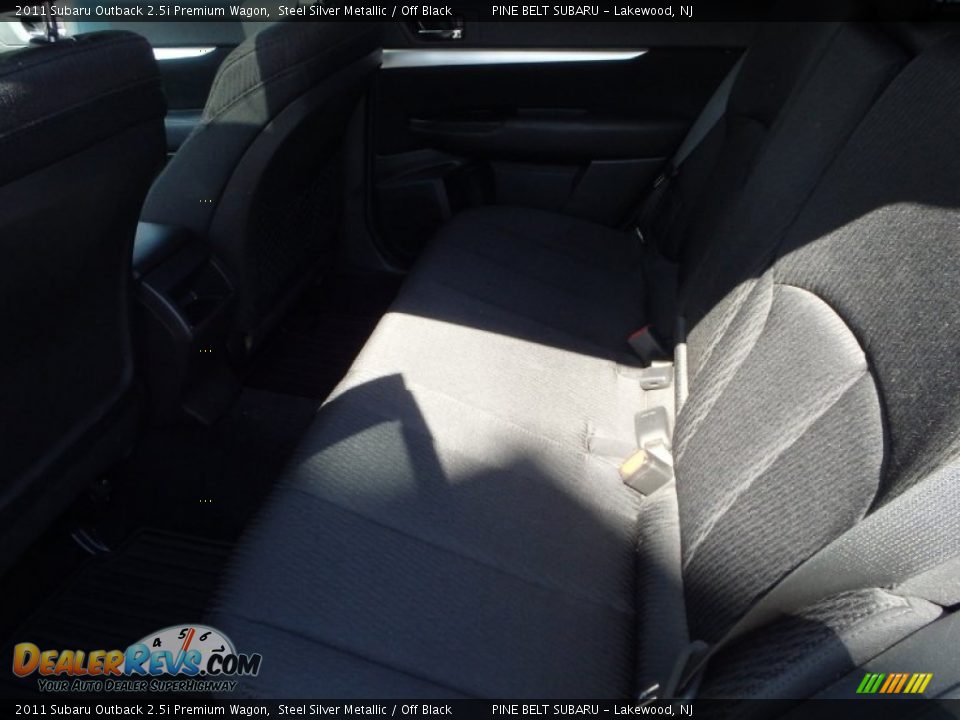 2011 Subaru Outback 2.5i Premium Wagon Steel Silver Metallic / Off Black Photo #12