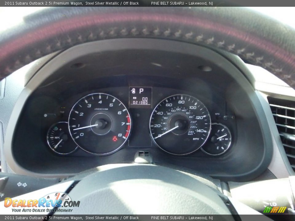 2011 Subaru Outback 2.5i Premium Wagon Steel Silver Metallic / Off Black Photo #18