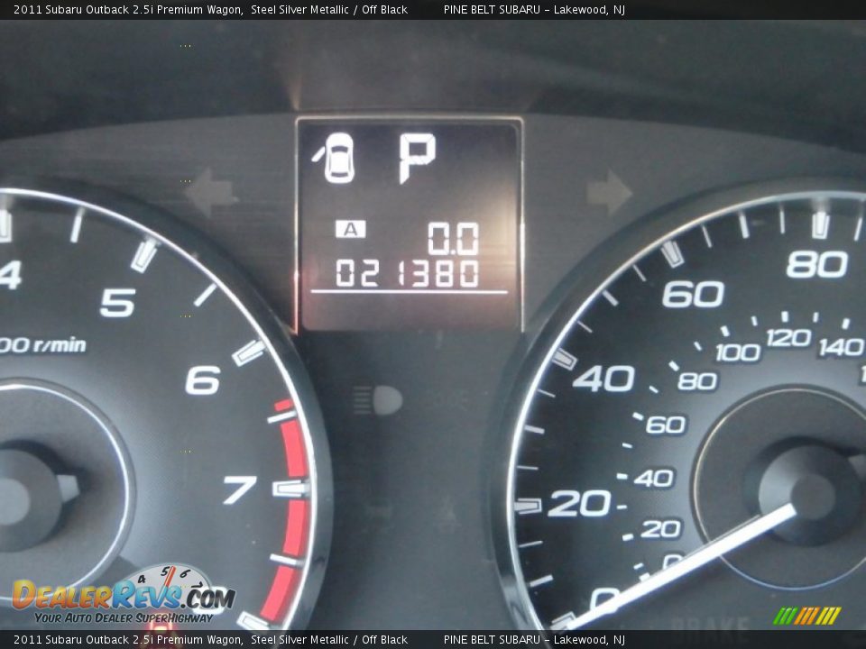 2011 Subaru Outback 2.5i Premium Wagon Steel Silver Metallic / Off Black Photo #19