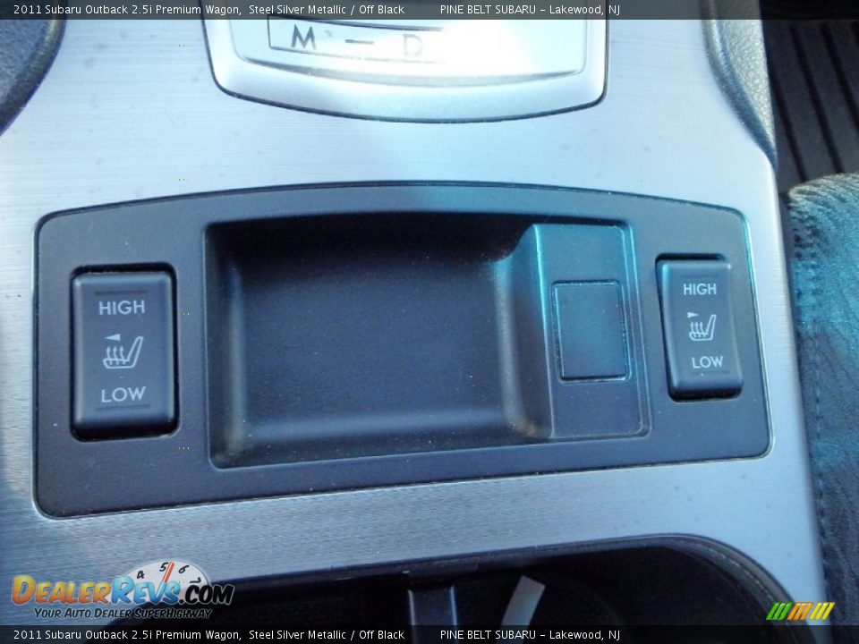 2011 Subaru Outback 2.5i Premium Wagon Steel Silver Metallic / Off Black Photo #22