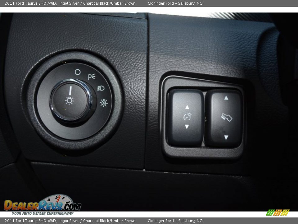 2011 Ford Taurus SHO AWD Ingot Silver / Charcoal Black/Umber Brown Photo #26