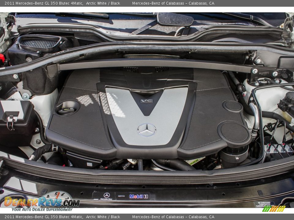 2011 Mercedes-Benz GL 350 Blutec 4Matic Arctic White / Black Photo #9