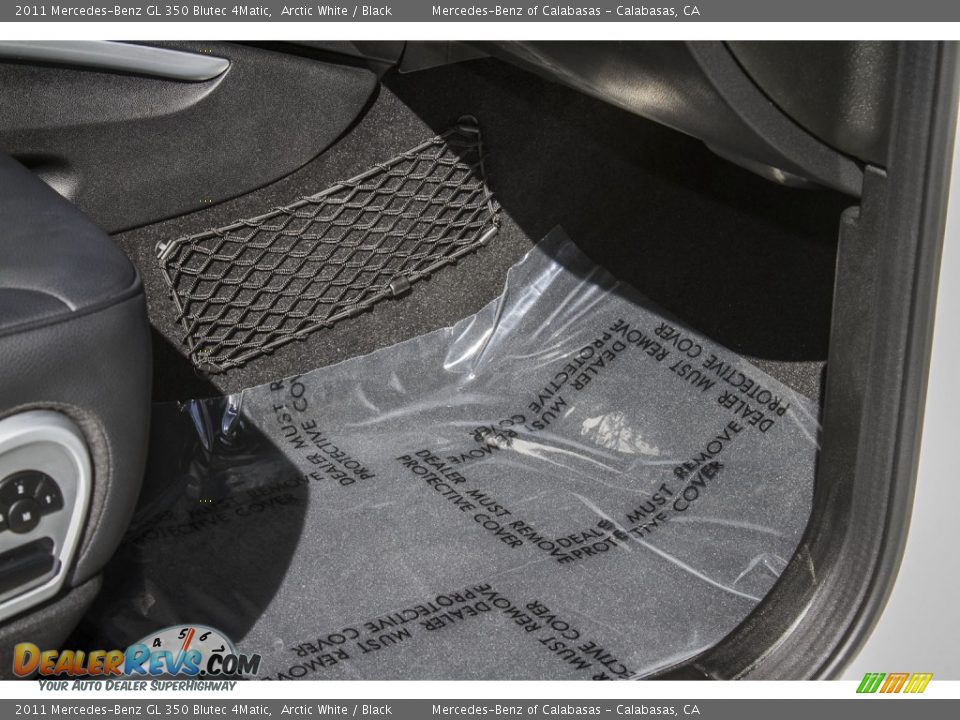 2011 Mercedes-Benz GL 350 Blutec 4Matic Arctic White / Black Photo #20