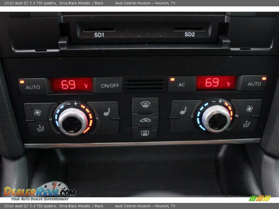 2010 Audi Q7 3.0 TDI quattro Orca Black Metallic / Black Photo #19