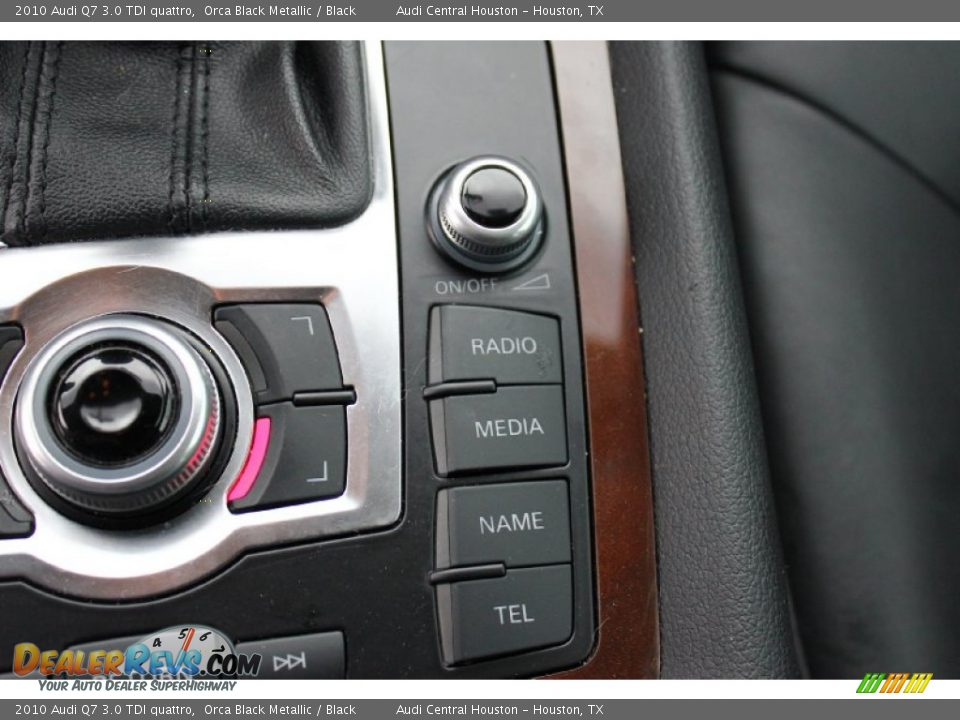 2010 Audi Q7 3.0 TDI quattro Orca Black Metallic / Black Photo #22