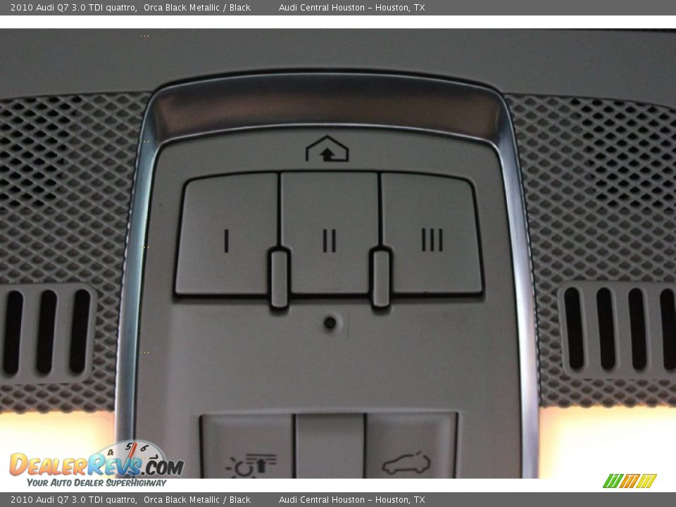 2010 Audi Q7 3.0 TDI quattro Orca Black Metallic / Black Photo #29