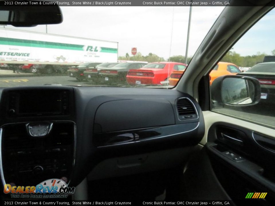 2013 Chrysler Town & Country Touring Stone White / Black/Light Graystone Photo #19