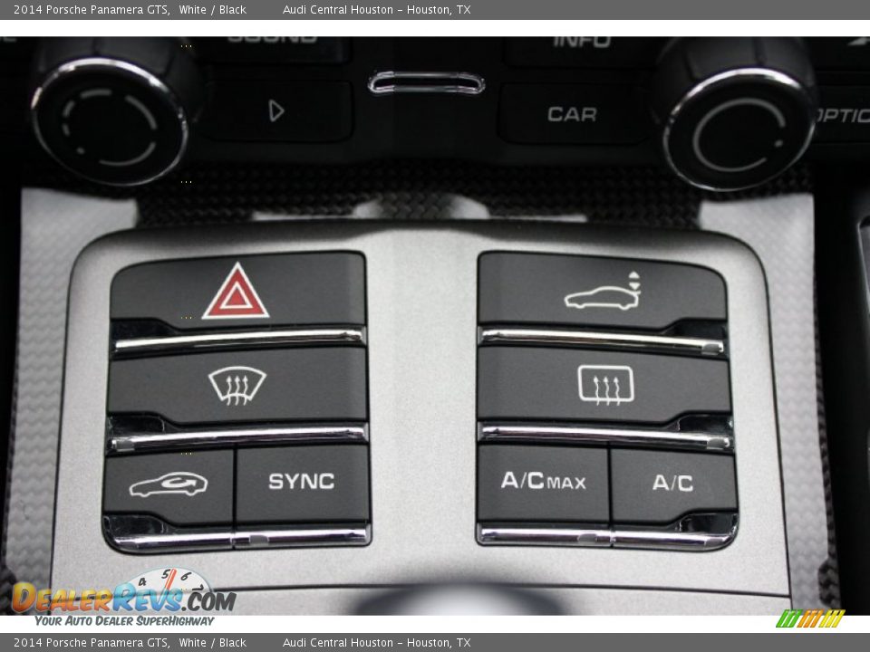 Controls of 2014 Porsche Panamera GTS Photo #19