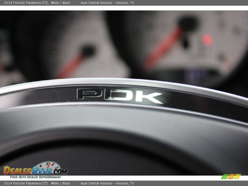 2014 Porsche Panamera GTS White / Black Photo #28