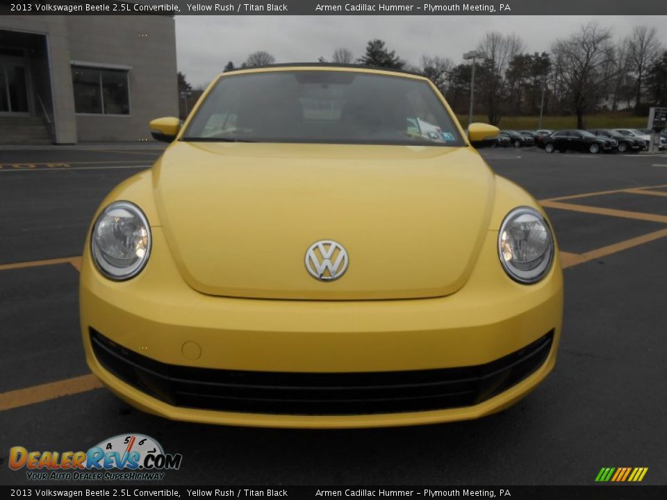 2013 Volkswagen Beetle 2.5L Convertible Yellow Rush / Titan Black Photo #2