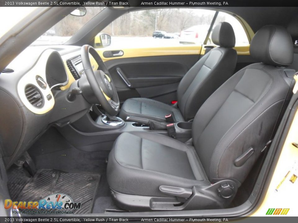 2013 Volkswagen Beetle 2.5L Convertible Yellow Rush / Titan Black Photo #10