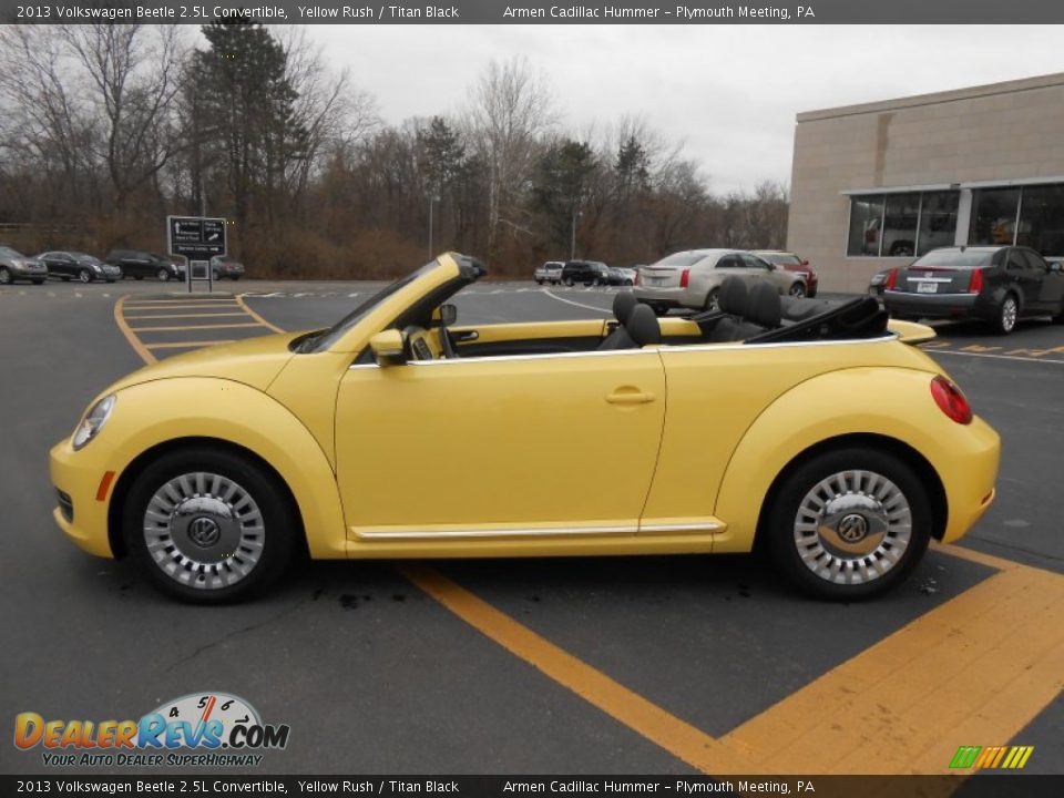 2013 Volkswagen Beetle 2.5L Convertible Yellow Rush / Titan Black Photo #27