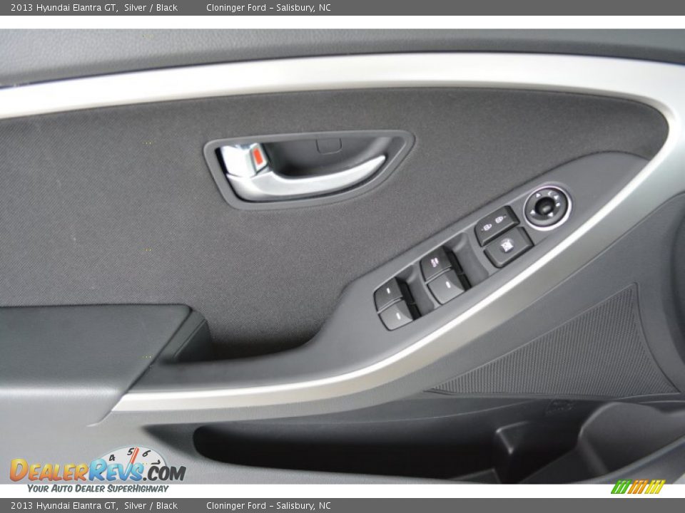 2013 Hyundai Elantra GT Silver / Black Photo #8