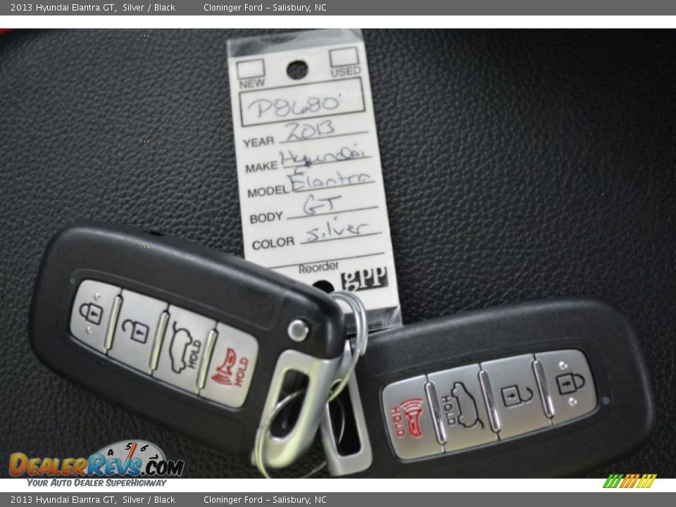 2013 Hyundai Elantra GT Silver / Black Photo #31
