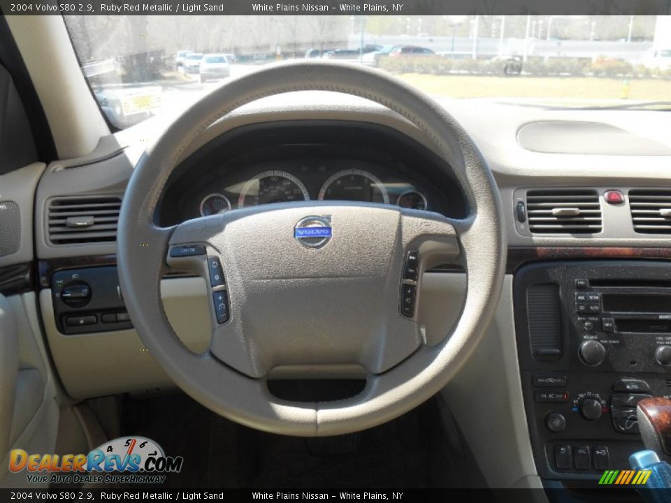 2004 Volvo S80 2.9 Ruby Red Metallic / Light Sand Photo #16