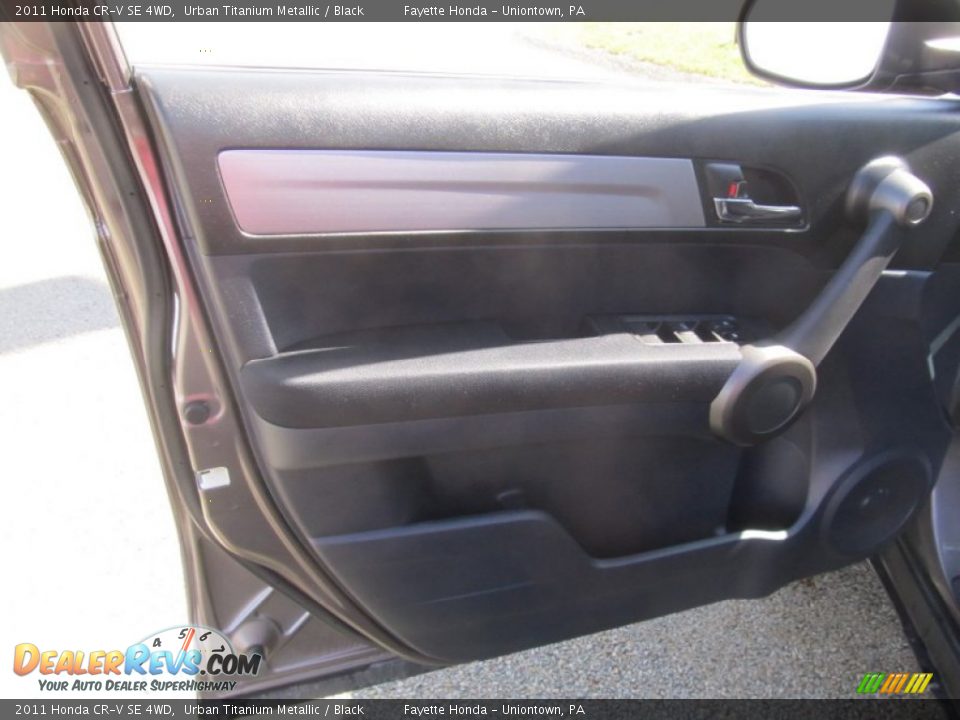 2011 Honda CR-V SE 4WD Urban Titanium Metallic / Black Photo #6