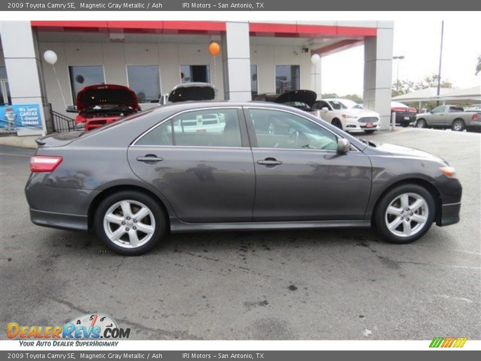 2009 Toyota Camry SE Magnetic Gray Metallic / Ash Photo #8