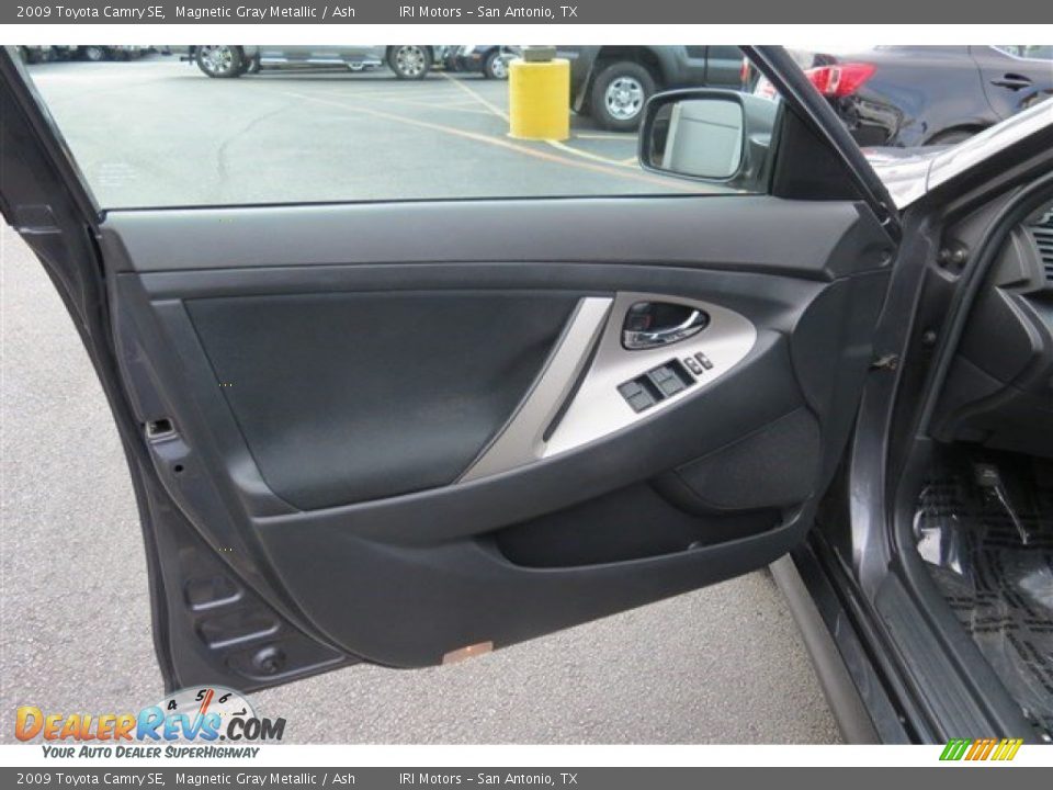 2009 Toyota Camry SE Magnetic Gray Metallic / Ash Photo #10