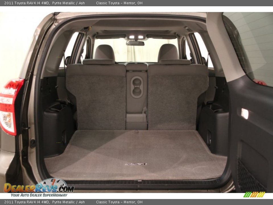 2011 Toyota RAV4 I4 4WD Pyrite Metallic / Ash Photo #14