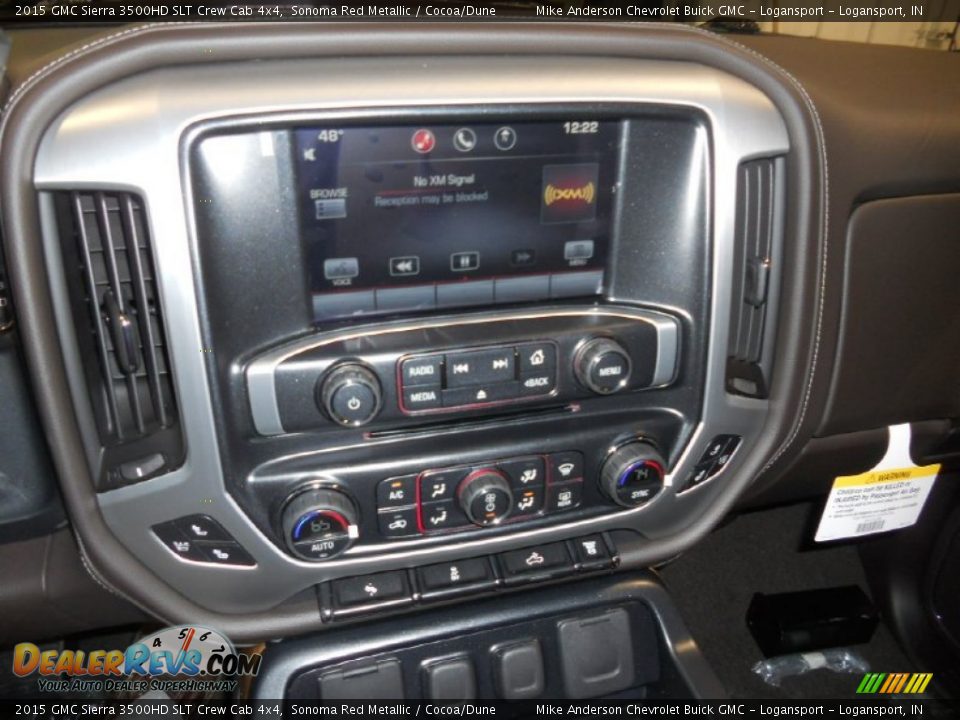 Controls of 2015 GMC Sierra 3500HD SLT Crew Cab 4x4 Photo #10