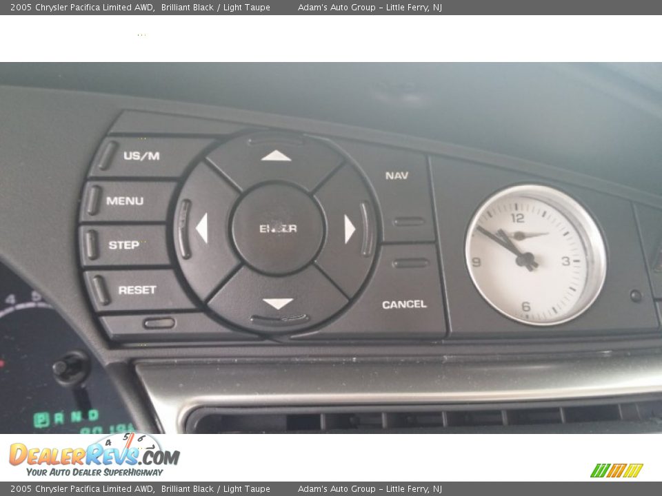 2005 Chrysler Pacifica Limited AWD Brilliant Black / Light Taupe Photo #11