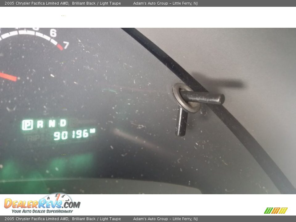 2005 Chrysler Pacifica Limited AWD Brilliant Black / Light Taupe Photo #13