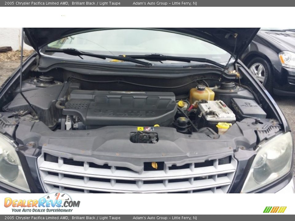 2005 Chrysler Pacifica Limited AWD Brilliant Black / Light Taupe Photo #29
