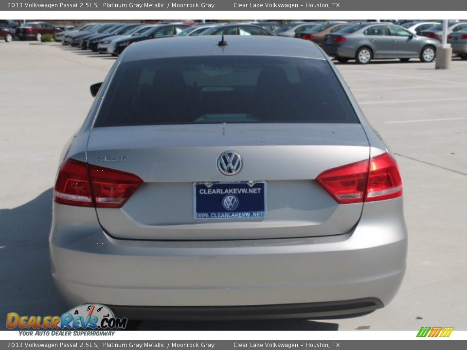 2013 Volkswagen Passat 2.5L S Platinum Gray Metallic / Moonrock Gray Photo #8