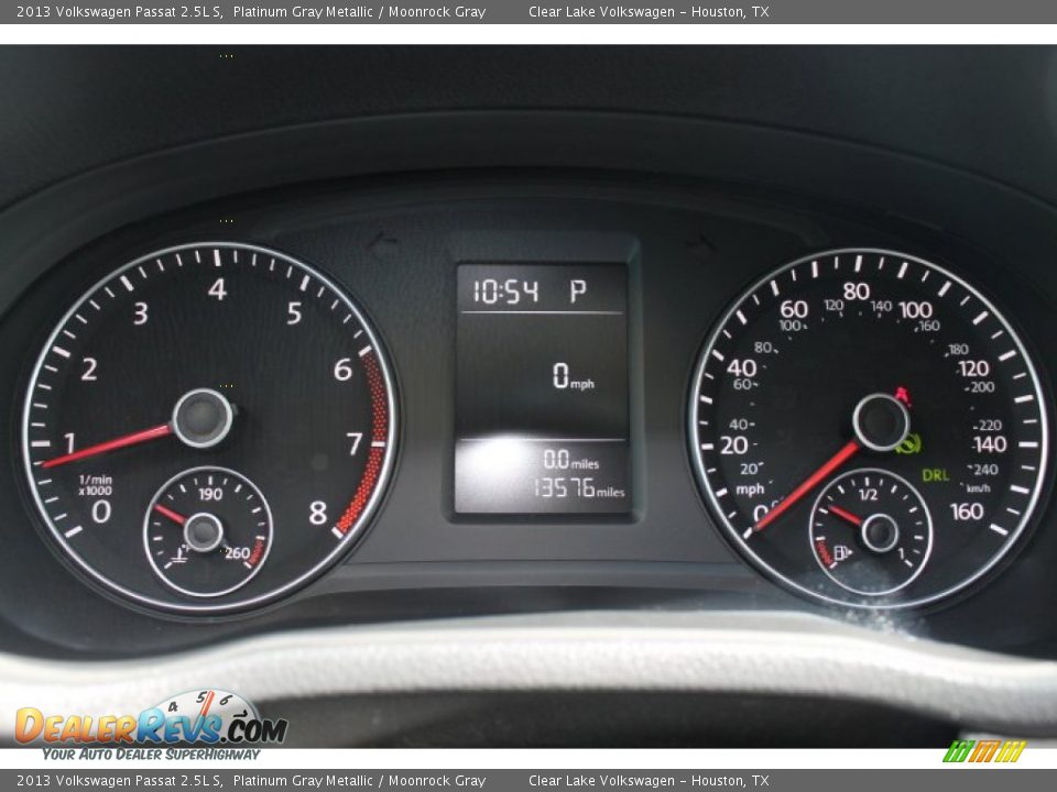 2013 Volkswagen Passat 2.5L S Platinum Gray Metallic / Moonrock Gray Photo #36