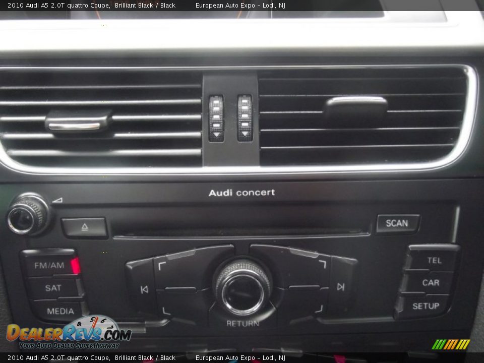 2010 Audi A5 2.0T quattro Coupe Brilliant Black / Black Photo #18