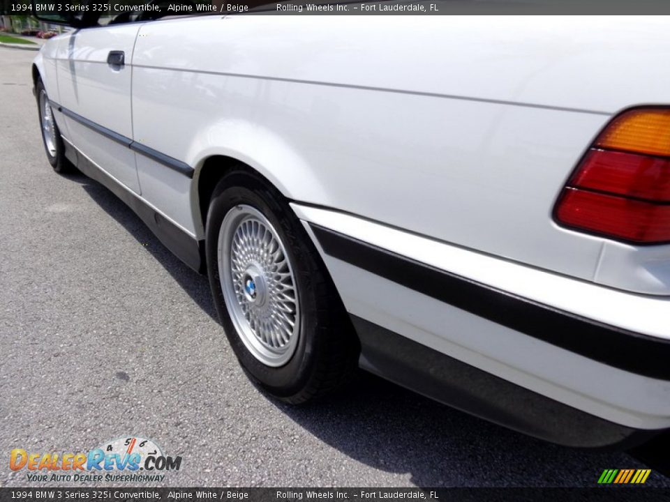 1994 BMW 3 Series 325i Convertible Alpine White / Beige Photo #13