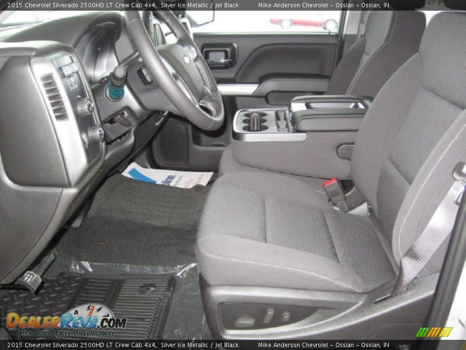 2015 Chevrolet Silverado 2500HD LT Crew Cab 4x4 Silver Ice Metallic / Jet Black Photo #8