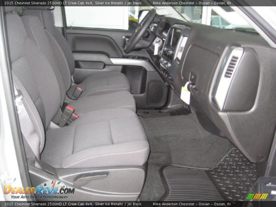 2015 Chevrolet Silverado 2500HD LT Crew Cab 4x4 Silver Ice Metallic / Jet Black Photo #9