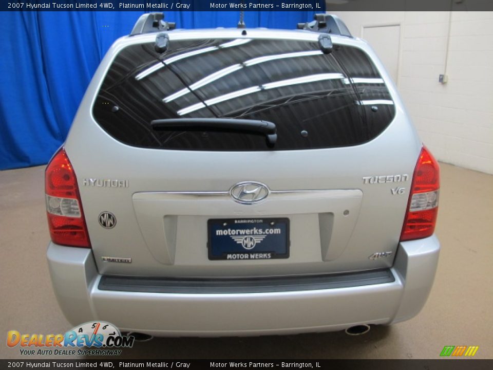 2007 Hyundai Tucson Limited 4WD Platinum Metallic / Gray Photo #7