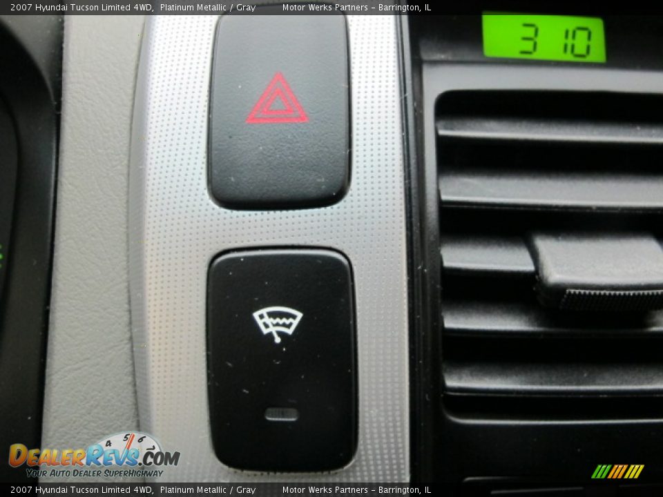 2007 Hyundai Tucson Limited 4WD Platinum Metallic / Gray Photo #34