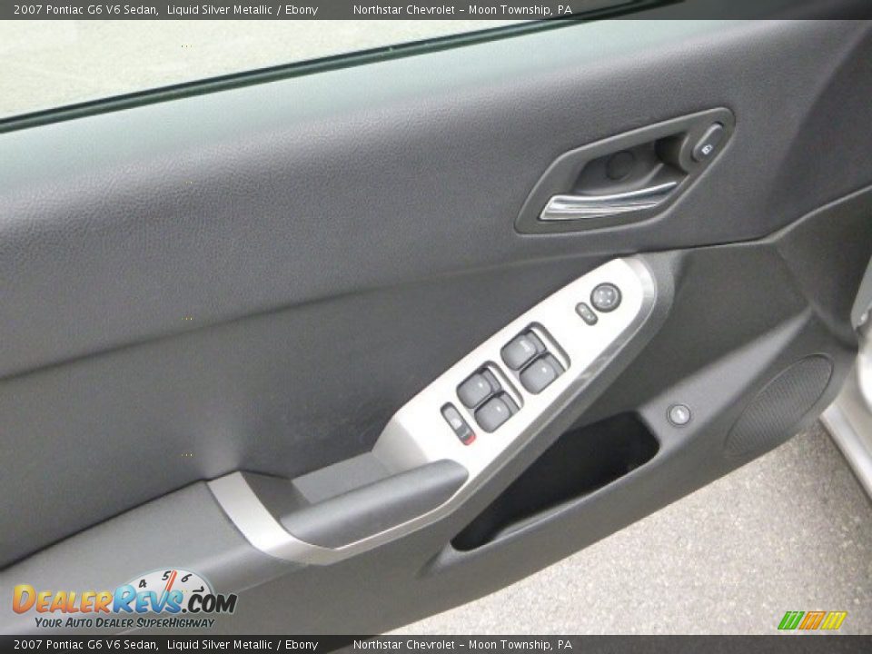 2007 Pontiac G6 V6 Sedan Liquid Silver Metallic / Ebony Photo #11