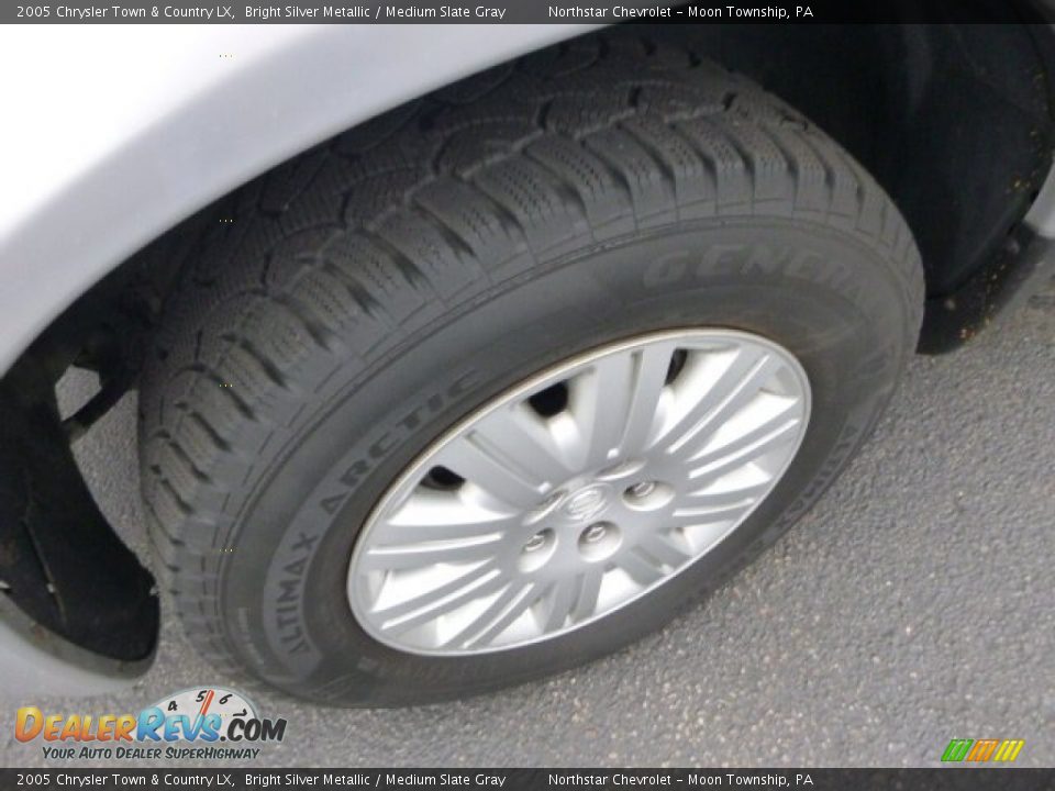 2005 Chrysler Town & Country LX Bright Silver Metallic / Medium Slate Gray Photo #9